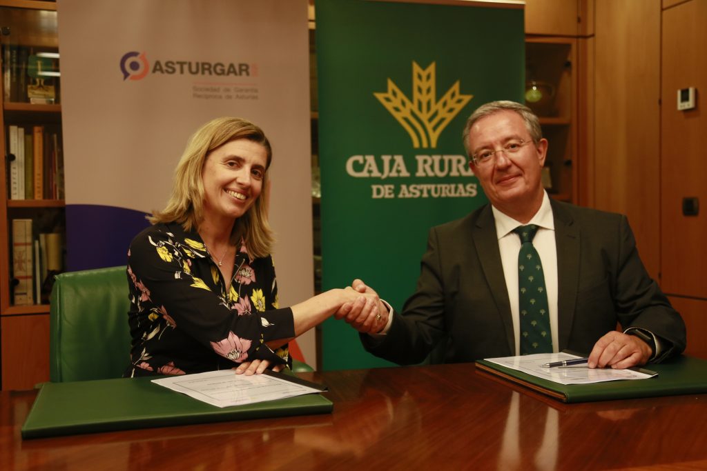 Caja Rural de Asturias renueva y amplia su colaboración con Asturgar