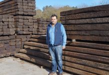 Agroclaudio: “Además de piensos y forrajes, disponemos de traviesas utilizadas para jardín y construcción”