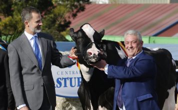 Central Lechera Asturiana celebró su 50 aniversario con la visita de Felipe VI