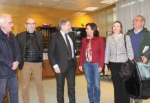 Compromiso de aumentar la cuota de merluza asturiana si acuerda con otros países la cesión de toneladas