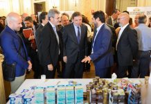 Planas subraya la importancia de acomodar los productos lácteos a hábitos de consumo