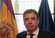 Luis Planas presenta las líneas políticas en agricultura, pesca y alimentación para esta legislatura