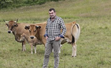 Rubén Fernández: “En la ganadería de carne hecha en Asturias hay futuro, no nos vamos a cansar de repetirlo”
