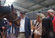 La Yeguada Finca Maeza inaugura sus instalaciones de Sariego con un Territorial de Salto