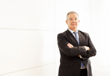 Antonio Romero, director general de Caja Rural de Asturias: «Hemos tenido un crecimiento sostenido en negocio y resultados»