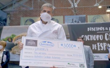 José Manuel Villamayor, campeón amateur del Auténtico Cachopo Asturiano