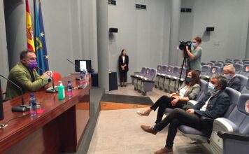 Asturias creará un banco de explotaciones para favorecer el relevo generacional en el medio rural