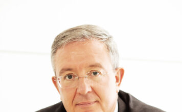 Antonio Romero, dtor. gral. de Caja Rural de Asturias: “Ofrecemos productos financieros específicos para emprender o consolidar proyectos”