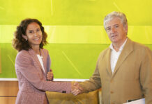 Caja Rural de Asturias facilita la financiación de los agentes comerciales