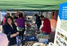 OPASTURIAS reparte más de 250 tapas de caballa con pisto en MercAliarte