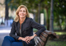 Eva Pando sustituye a Antonio Romero en la dirección de la Fundación Caja Rural de Asturias