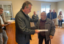 Medio Rural entrega 284 títulos de propiedad de parcelas incluidas en tres concentraciones de Villanueva de Oscos y Taramundi