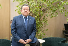 Fernando Martínez, pte. de Caja Rural de Asturias: “Observo con confianza el futuro”