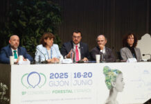 Barbón destaca el futuro del sector forestal: «Cada euro destinado al monte no es un gasto, es una siembra»