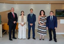 Caja Rural de Asturias inaugura la primera oficina bancaria en el barrio de Prado de la Vega en Oviedo