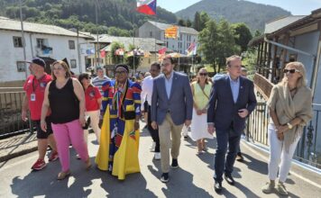 El Principado ofrece su apoyo para que el Campeonato de Bateo de Oro de Navelgas sea Fiesta de Interés Turístico Nacional