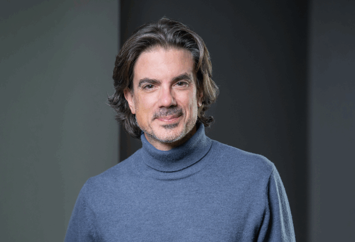 PREMIADO ARQUITECTO-FRANCISCO ORTEGA