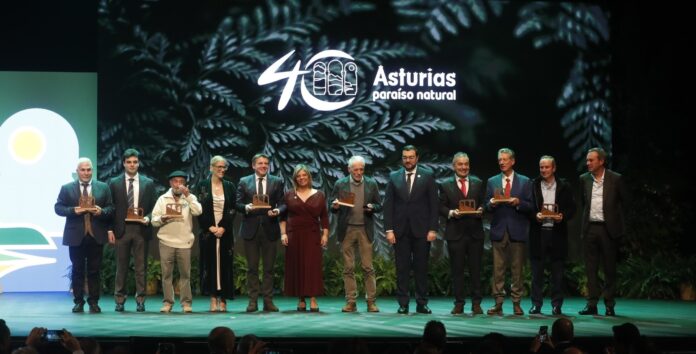 2025_12_02 Presidente 40 aniversario Paraiso Natural 13