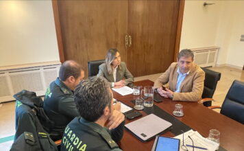 El Principado y la Delegación del Gobierno refuerzan el control para evitar la explotación excesiva del percebe en Navidad