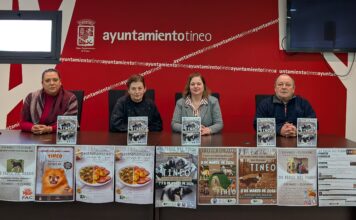 Tineo presenta la Feria del Perro y las jornadas gastronómicas