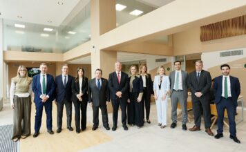 Caja Rural de Asturias estrena oficina principal en Gijón