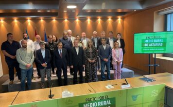 El Gobierno de Asturias y las entidades firmantes del Pacto por el Medio Rural exponen al ministro Planas sus prioridades para situar al campo en el centro de las políticas públicas