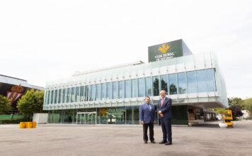 Caja Rural de Asturias inaugura su pabellón permanente en el recinto ferial Luis Adaro